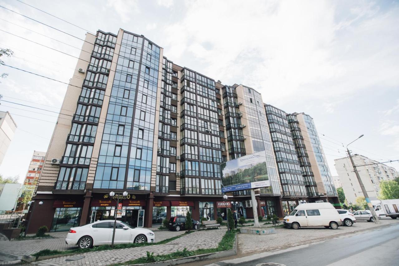 Atlant Luxury: Spacious Family Apartment near TC Depot Chernivtsi Exterior photo